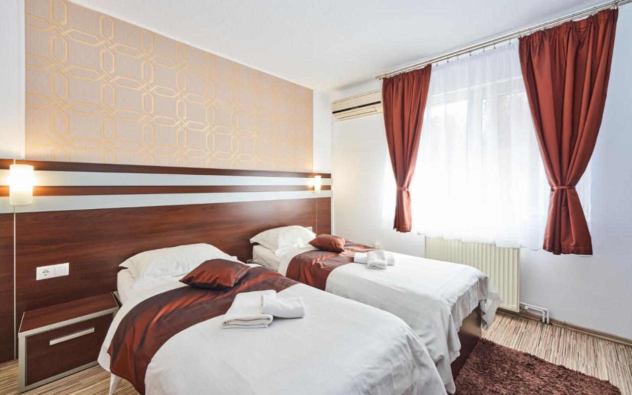 Pension Mora Cluj-Napoca Luaran gambar