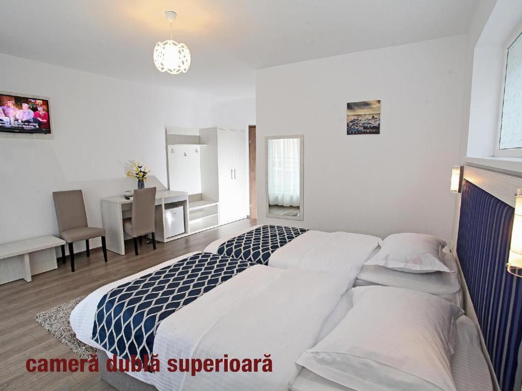 Pension Mora Cluj-Napoca Luaran gambar
