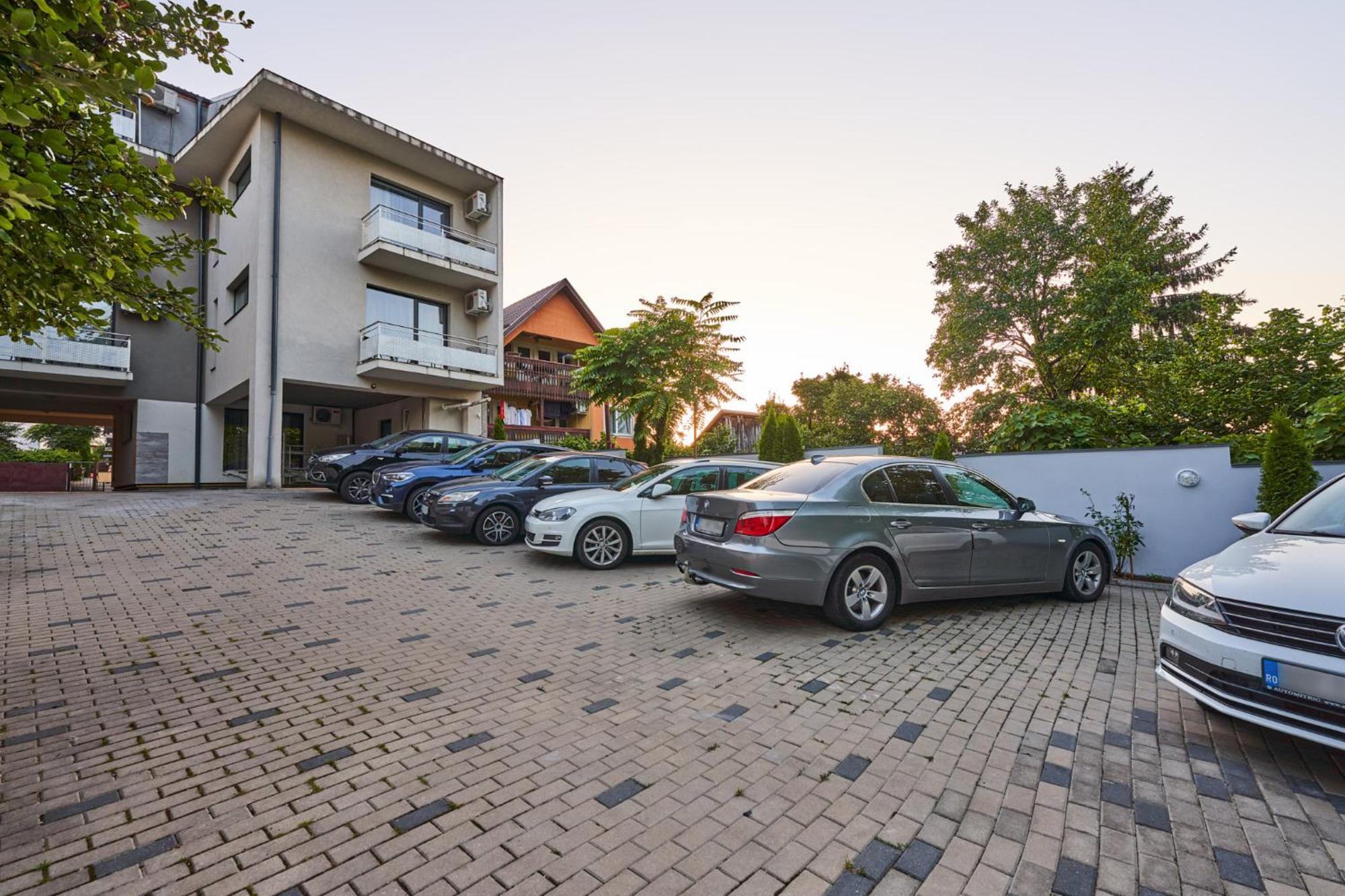 Pension Mora Cluj-Napoca Luaran gambar